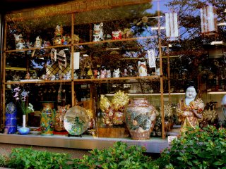 Shop window full of fabulous Kanazawa pottery