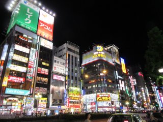 Shinjuku at night looks so different!