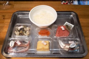 Self-service kaiseidon seafood tray