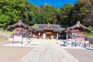 Gokoku Shrine, Mt Shinobu