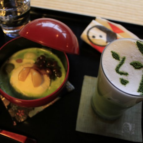 Sweets and Green Tea at Yojiya Cafe