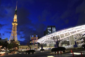 <p>Nagoya TV Tower และ Oasis21 จุดแลนด์มาร์คของย่าน Sakae</p>