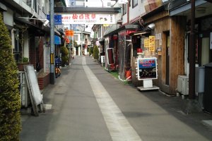 During the day it&#39;s very quiet - most of the shops favor evening business.