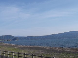 The edge of the park gives a view out over Suruga Bay