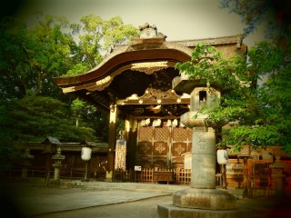 National treasure, Kara-Mon (main gate) of Toyokuni Shrine