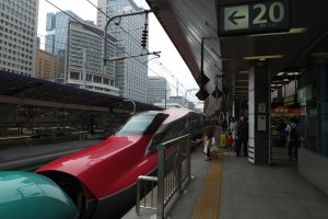 เส้นทางระหว่าง Tokyo-Morioka รถไฟจะเชื่อมกับสาย Tohoku Shinkansen เป็นขบวนเดียวกัน