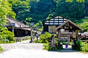 The picturesque and timeless Tsurunoyu Onsen