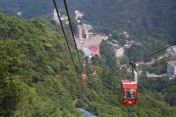Take the easy way by ropeway, or climb the cliffs.