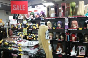 There is a specialist wig shop inside Kikuya, with wigs in a huge variety of styles and colors, for cosplaying.