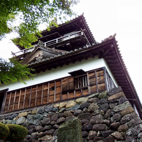 Парк Касумигадзё и замок Маруока