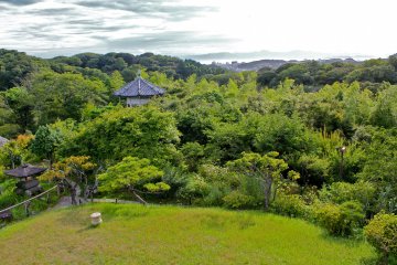 <p>Our first look into the picturesque, 50,000 square meters garden at Rai Tei. Gorgeous!</p>