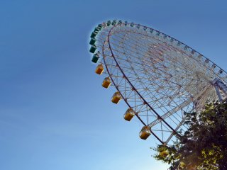 Tempozan Ferris Wheel in Port of Osaka