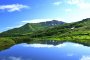 Голубое озеро и гора Асахи на Хоккайдо