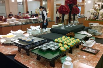 <p>The Japanese corner has a large variety of local dishes you can mix and eat as you wish&nbsp;</p>