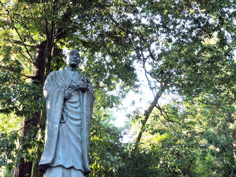 <p>Statue of Taicho Daishi at Taicho-ji Temple</p>