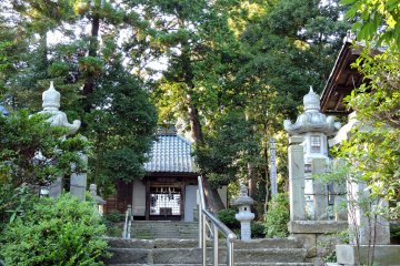 <p>Front view of Taicho-ji Temple. Somehow there is no main gate here</p>