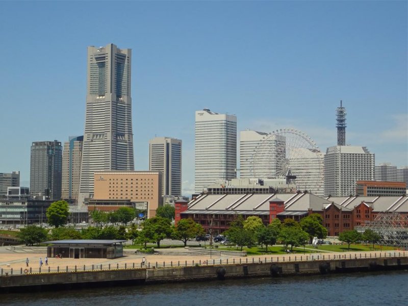 The view of Yokohama from the pier  is magnificent