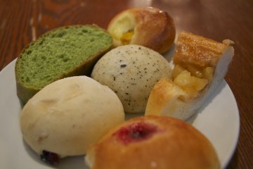<p>My tasty selections from the bread buffet</p>