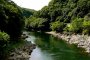 Sông Uji vào mùa hè 