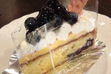 Blueberry Cake,...truly Magical!