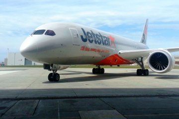 Jetstar летает в Sapporo from Tokyo Narita with connections on the 787 between Narita and 