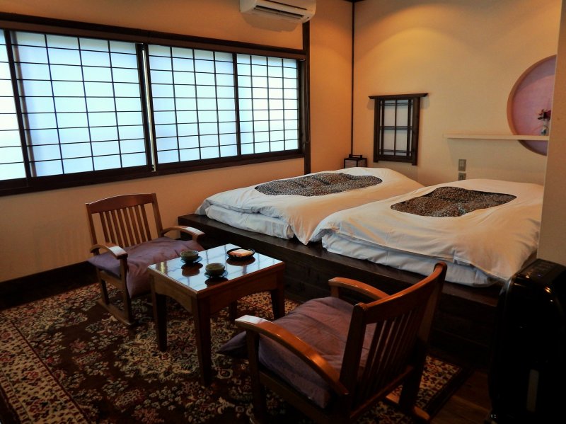 <p>This &#39;Wa-modern&#39; room was spacious and very comfortable.</p>