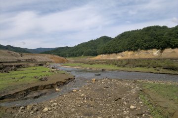<p>A better view of the river bed</p>