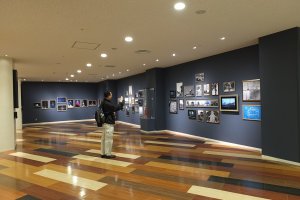 Gallery แสดงภาพถ่ายในอีดตของโตเกียวทาวเวอร์ ที่ชั้น 1 ของอาคาร