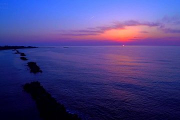 迷人的鷹巢海灘夕陽