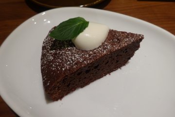 <p>Perfect homemade gateau au chocolat (chocolate cake) at Minori Cafe</p>