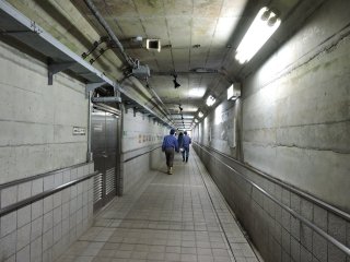 The corridor under the dam