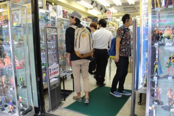 <p>Fans pop in to check out the many figures on sale&nbsp;</p>