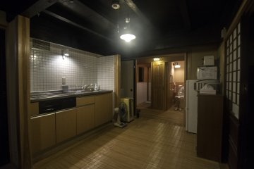 <p>An entire kitchen area, as well as a bathroom and toilet. This annex is amazing beyond belief. I had a hard time remembering I was in a ryokan.</p>