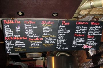 <p>Bubble teas and other drinks</p>
