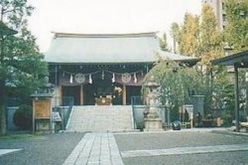 <p>Katori Shrine (香取神社)</p>