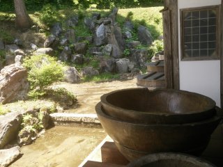 The miso that is still made at the temple is famous. You can try it in the main reception room, and buy pots to take away. The equipment that is used to make it is on display outside the temple.