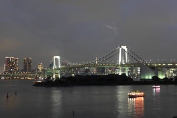 At nearby Odaiba, you can also see the illumination of the Rainbow Bridge at night.&nbsp;