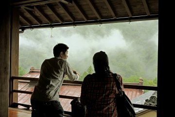 <p>Visitors watching the clouds from the second floor &nbsp;</p>