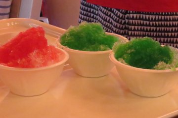 <p>Kakigoori (Japanese flavored shaved ice) is served to passengers as a cooling treat.</p>