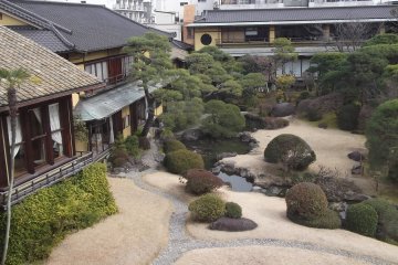 <p>The garden of Kiun-kaku</p>