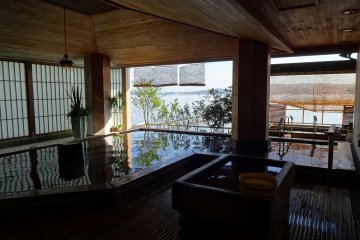 Hot spring pool overlooking the ocean at Hotel Notoraku in Wakura Onsen Resort
