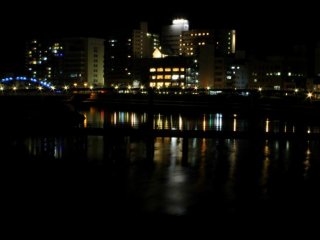 A magnificent night view from Ayumi Bridge in Numazu City