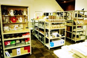 Lifestyle and household goods on the ground floor