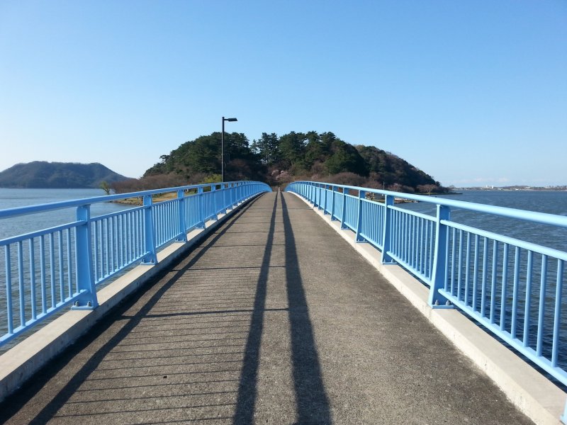 Мост к Аосиме