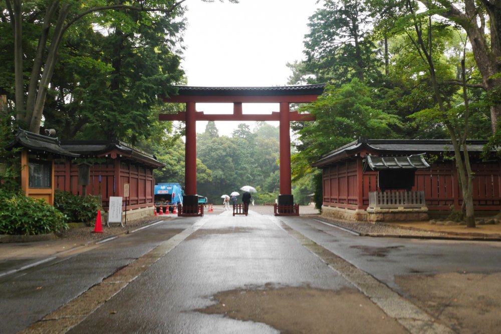 The third and main gate to Hikawa Shrine