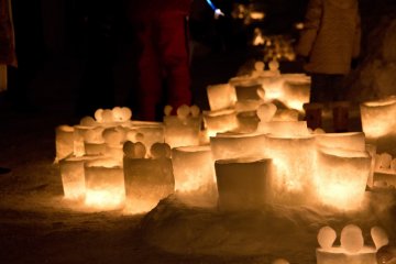 Amazing how there were so many candles and snow sculptures made