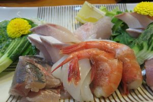 Hyoshiro Seafood Restaurant - Sashimi does not get fresher than this
