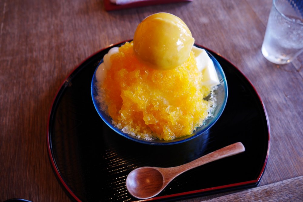Mango kakigori will surely cool you down on a humid day