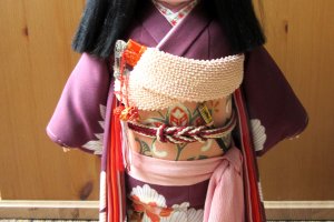 Boneka Ichimatsu dari pasar Kawagoe.