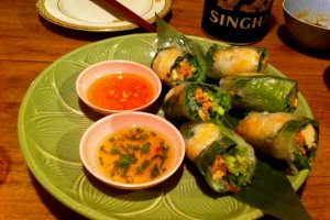 Yummy salad rolls to get started